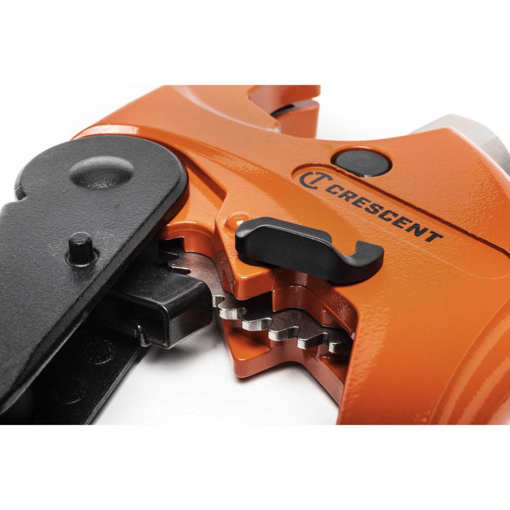 Crescent Ratcheting PVC Pipe Cutter 1 1/8″ - Ascmtools