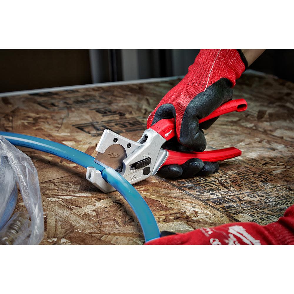 Milwaukee PEX & Tubing Cutter - Ascmtools