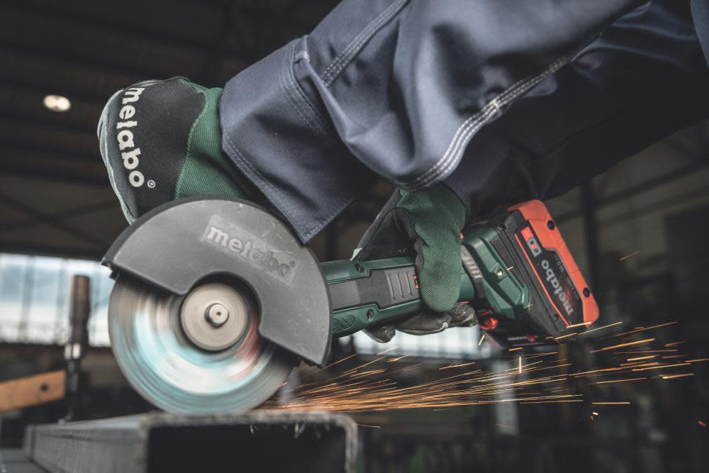 Metabo WPB 18 LT BL 11-125 Quick 5.5Kit 4 1/2 / 5 Braking Angle Grinder Kit - Ascmtools