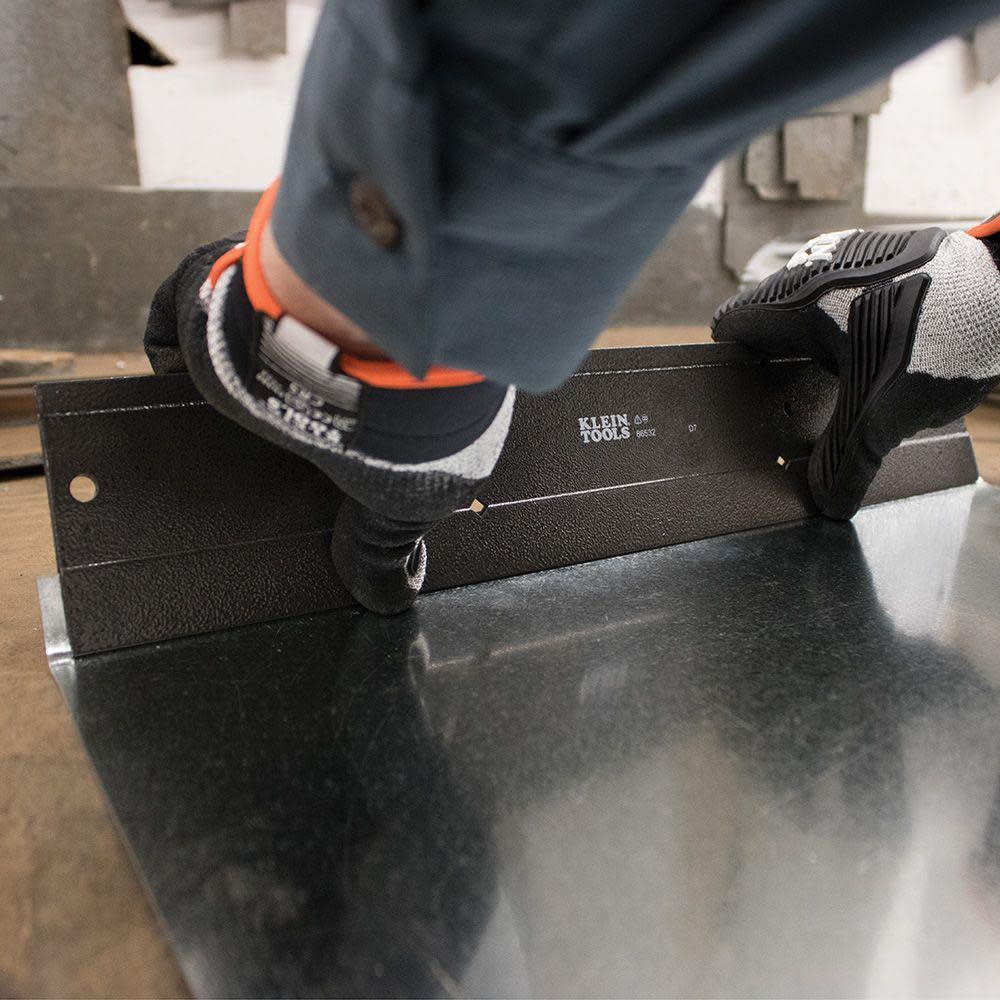 Klein Tools Folding Tool 18-Inch - Ascmtools