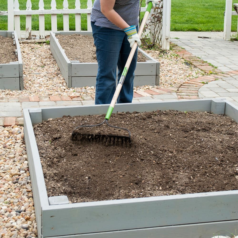 Ames 16-Tine Welded Bow Rake - Ascmtools