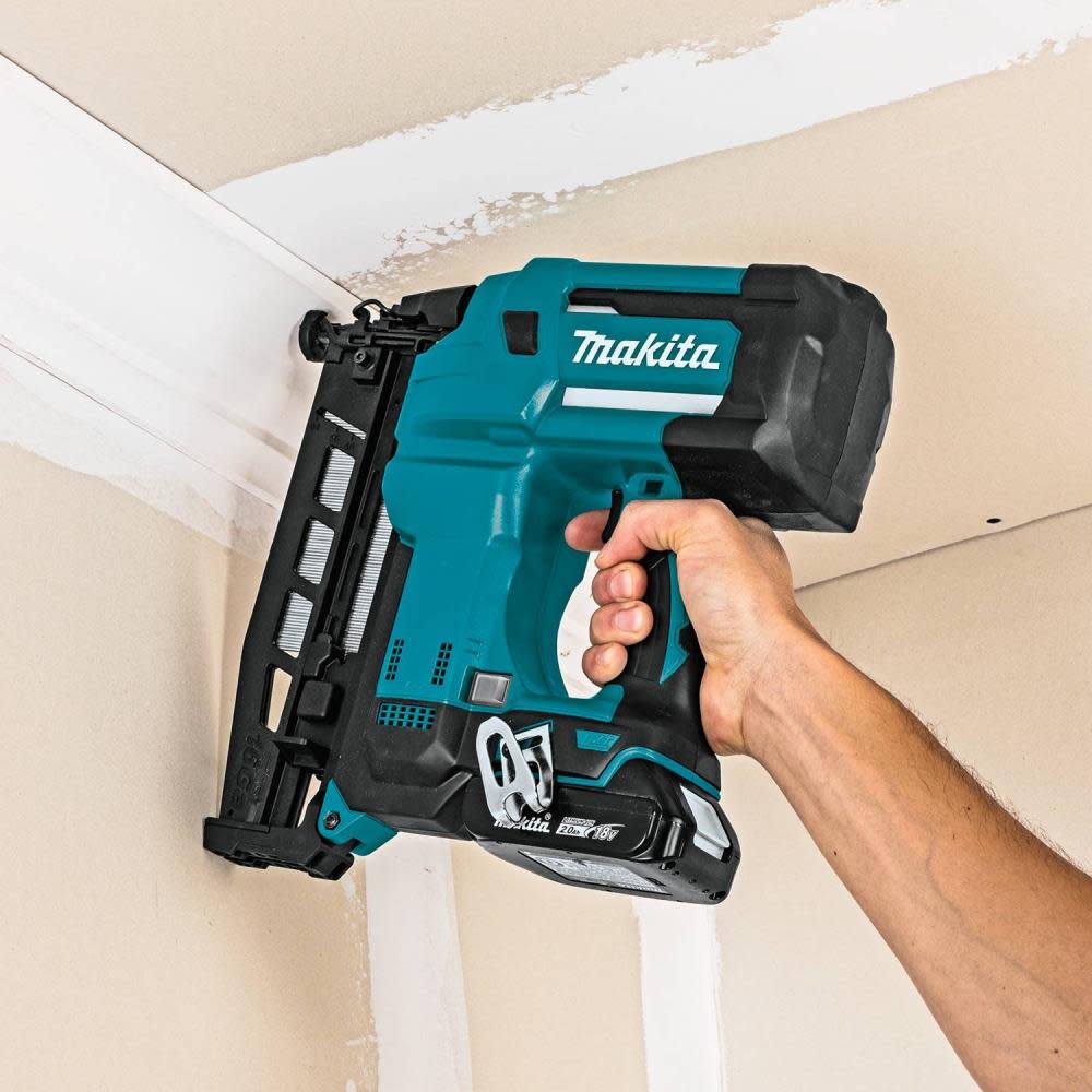 Makita 18V LXT 2 1/2″ Straight Finish Nailer Kit 16 Gauge - Ascmtools