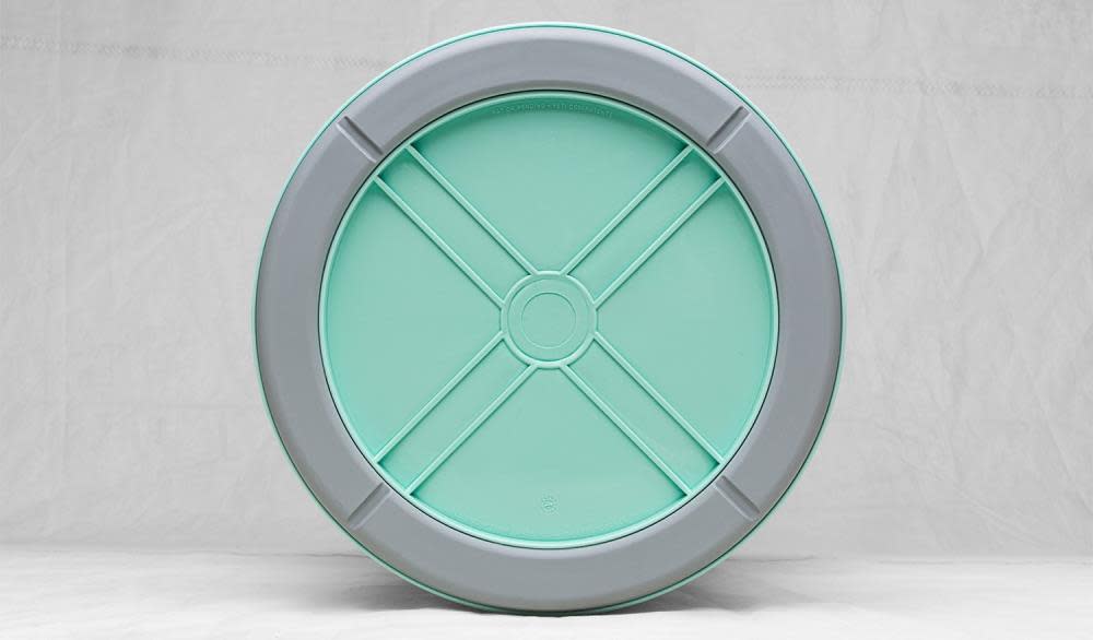 Yeti The Loadout Bucket – Seafoam - Ascmtools
