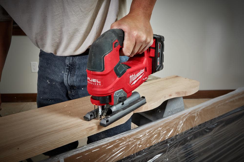 Milwaukee M18 FUEL D-handle Jig Saw Reconditioned - Ascmtools