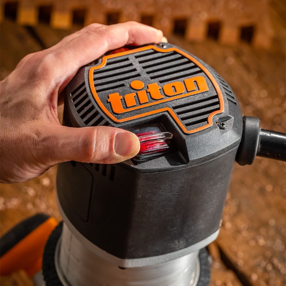 Triton Power Tools TFBR001 Fixed Base Router 3.25HP 15A - Ascmtools